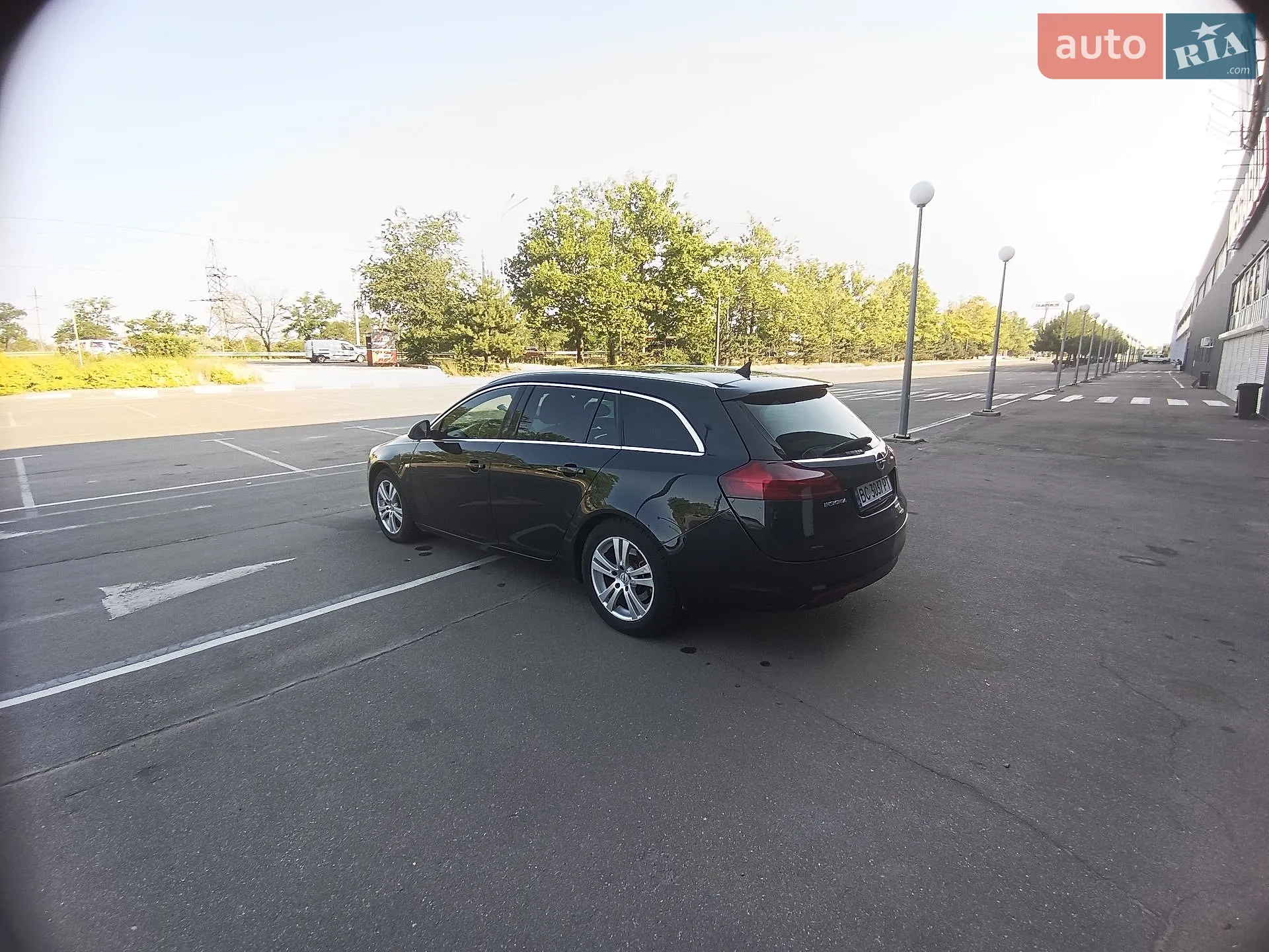 2010 Opel Insignia - мініатюра 12