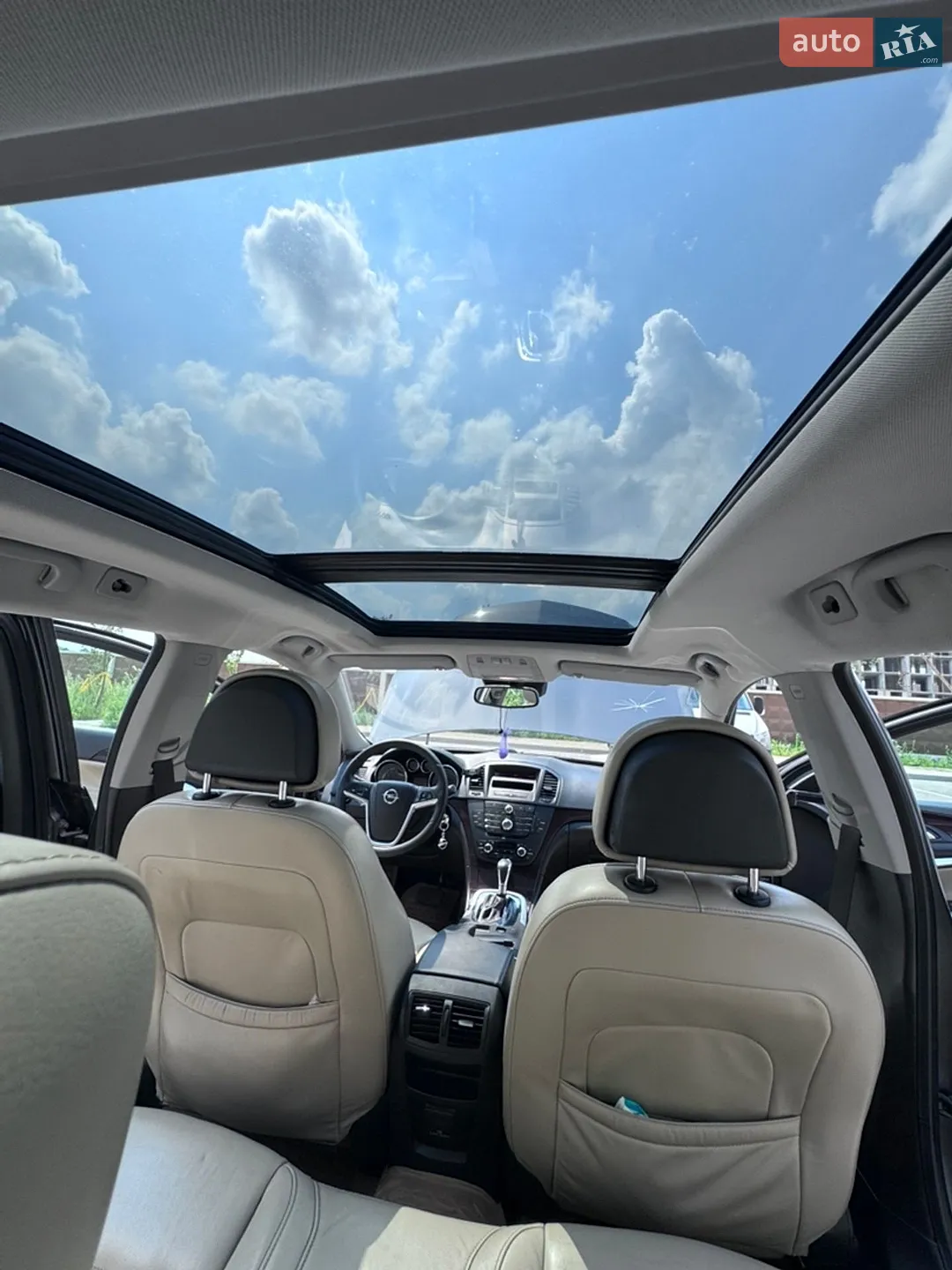 2010 Opel Insignia - мініатюра 6