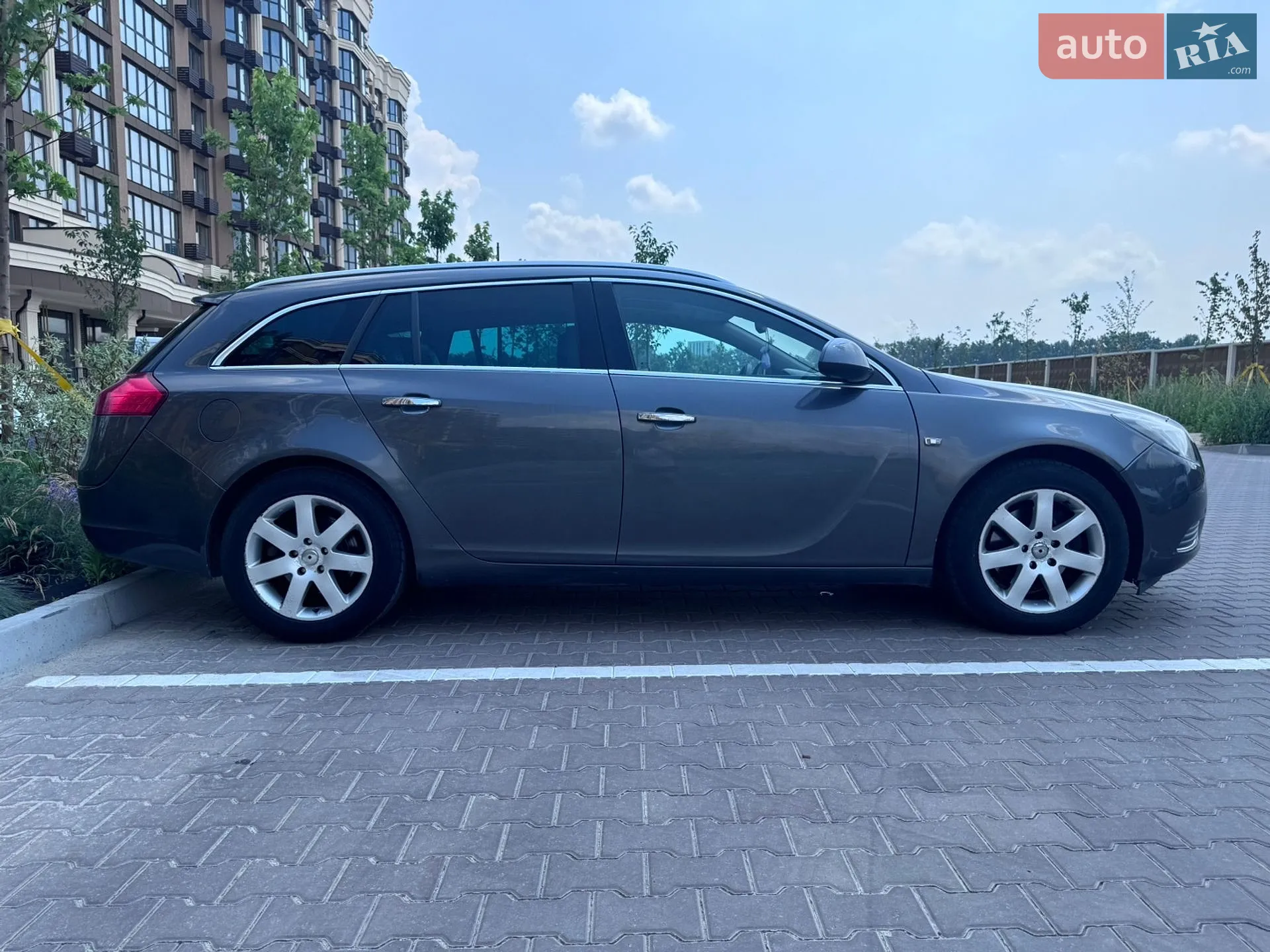 2010 Opel Insignia - мініатюра 14