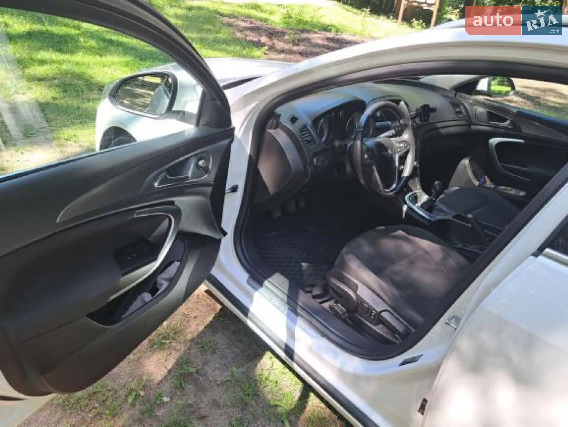 2010 Opel Insignia - мініатюра 4