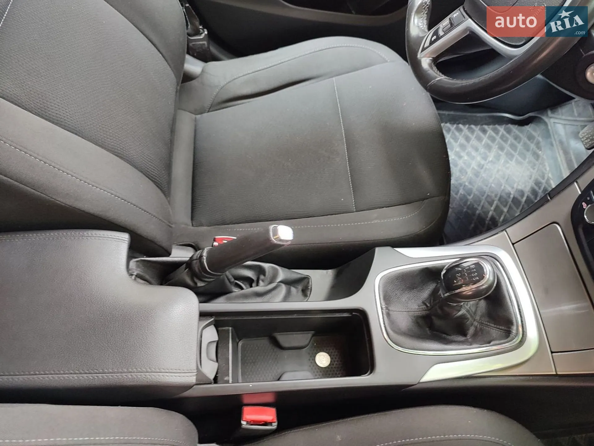 2010 Opel Insignia - мініатюра 11