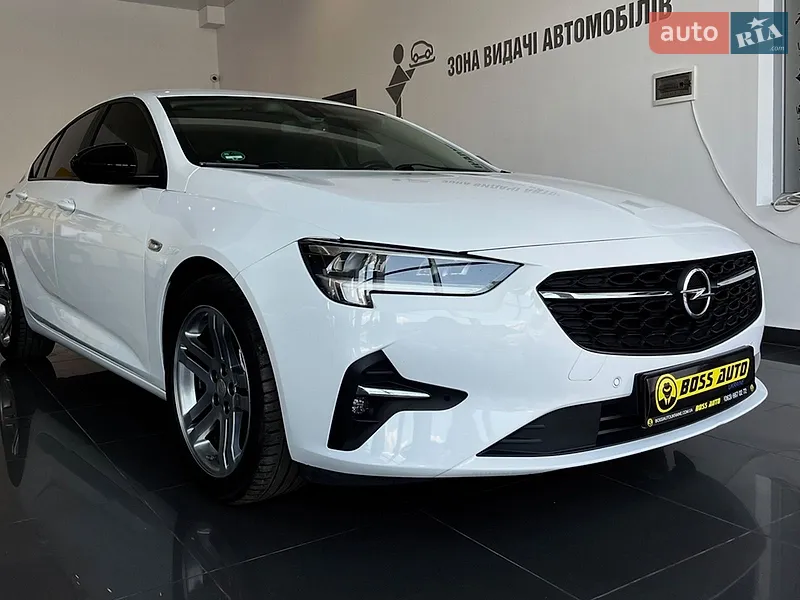 Opel Insignia 2021