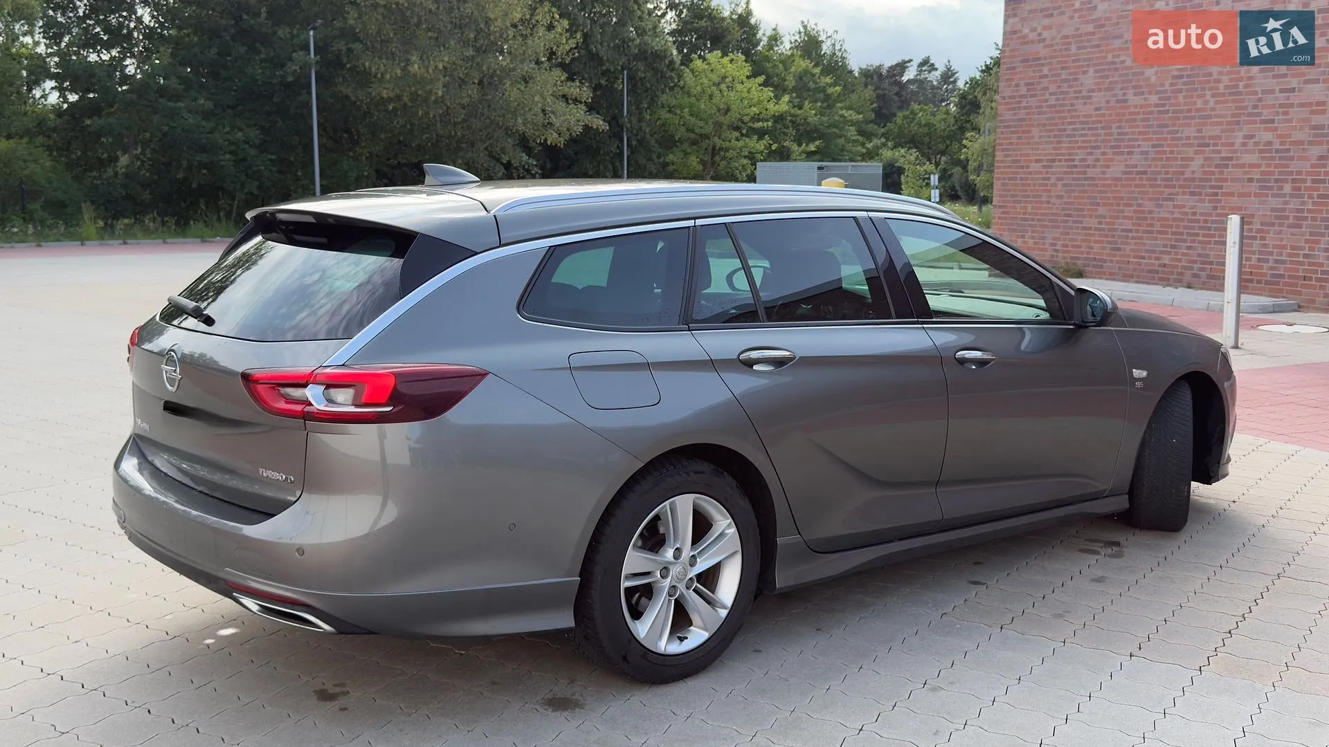2017 Opel Insignia - мініатюра 3