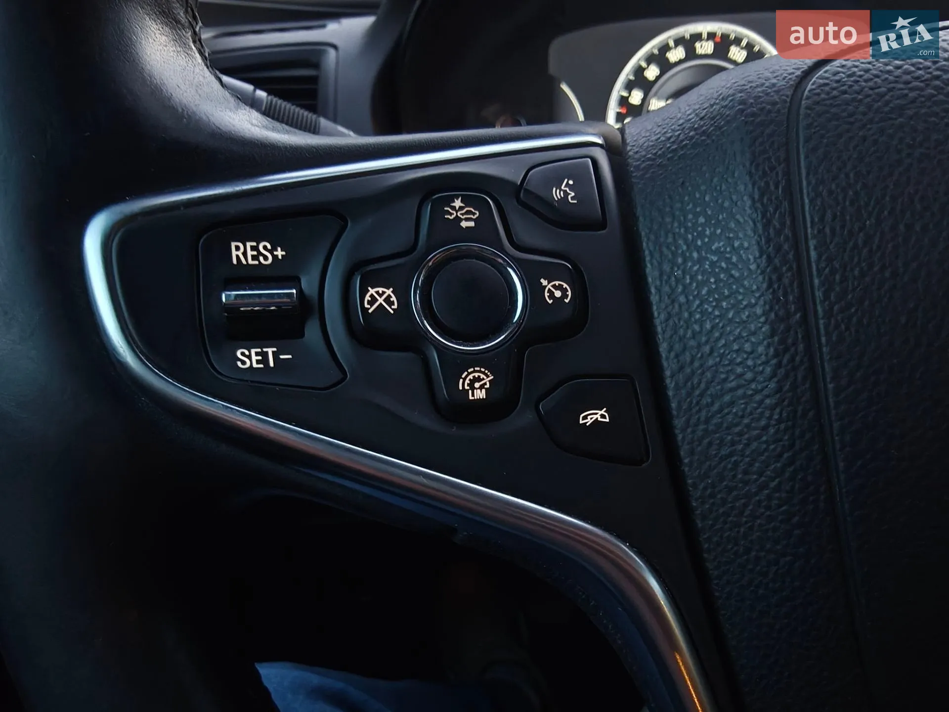 2015 Opel Insignia - мініатюра 12