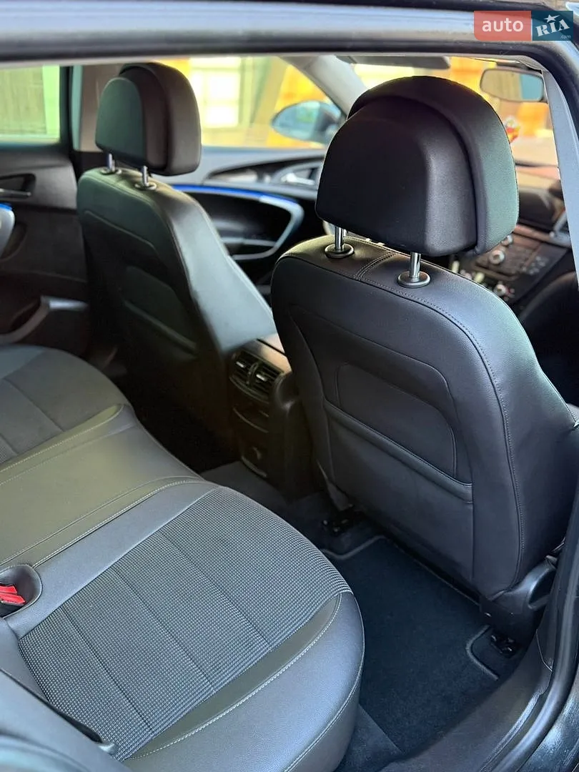 2010 Opel Insignia - мініатюра 26