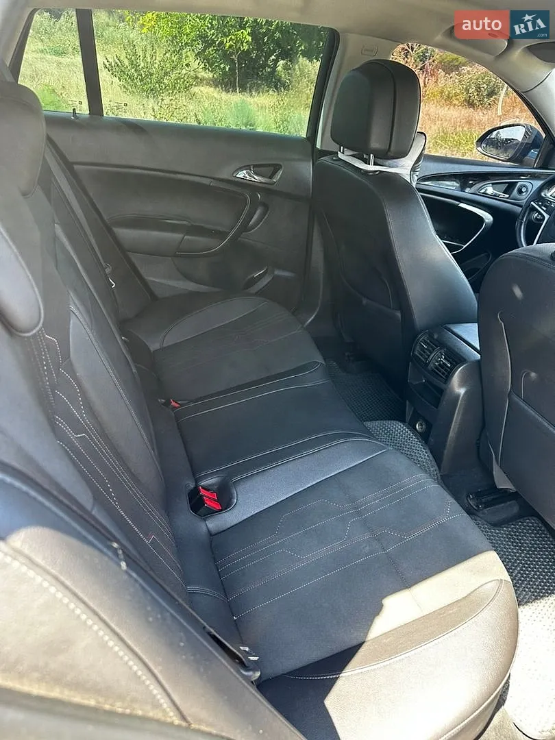 2012 Opel Insignia - мініатюра 11