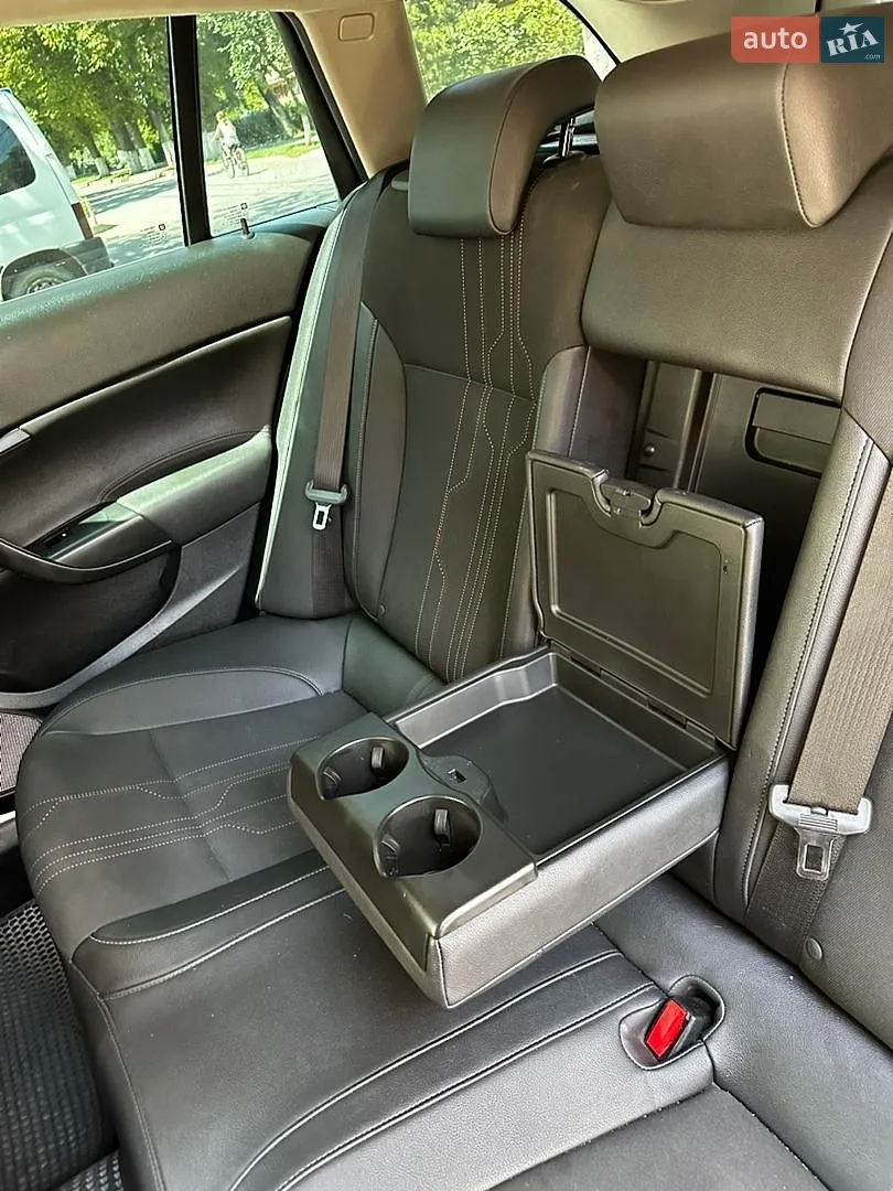 2012 Opel Insignia - мініатюра 2