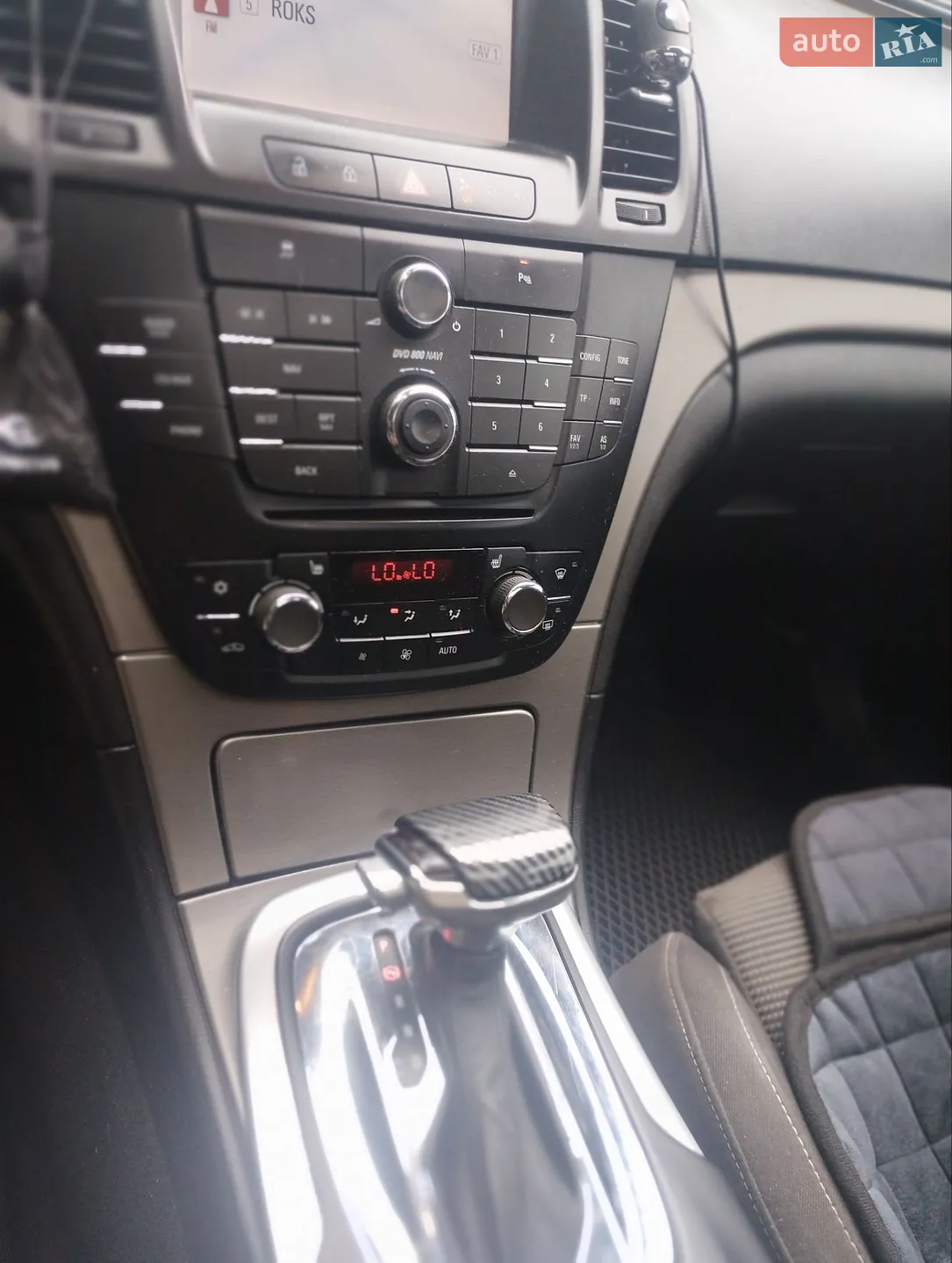 2010 Opel Insignia - мініатюра 3