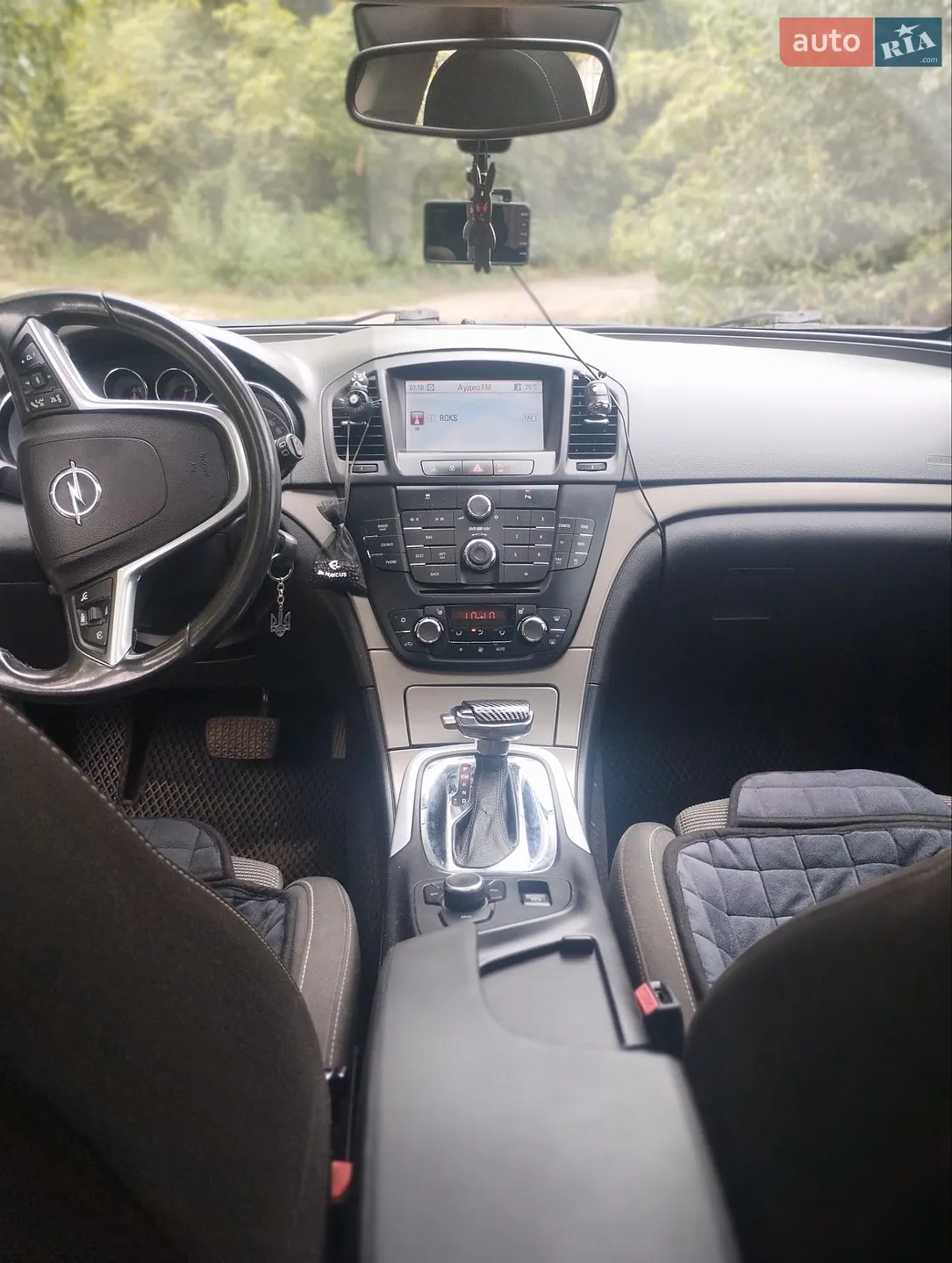 2010 Opel Insignia - мініатюра 2