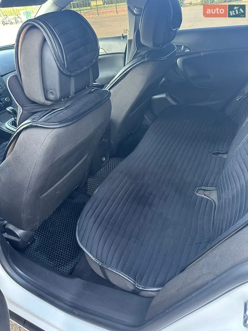 2011 Opel Insignia - мініатюра 8