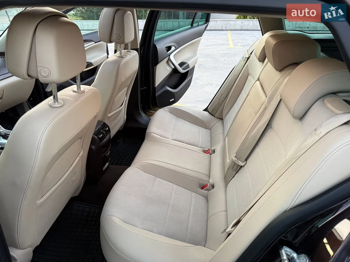 2012 Opel Insignia - мініатюра 21