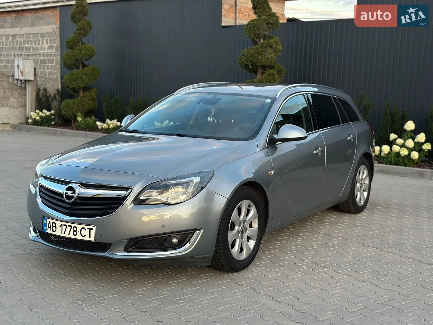 2014 Opel Insignia - мініатюра 2