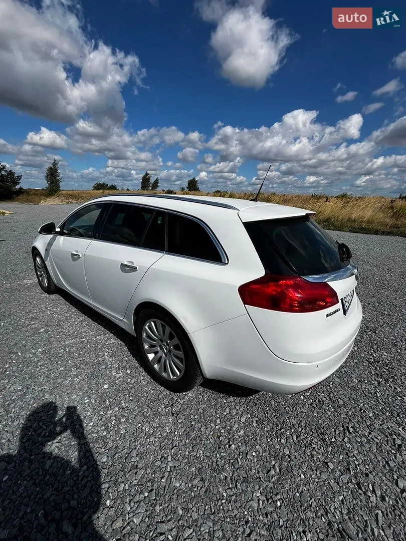 2010 Opel Insignia - мініатюра 6
