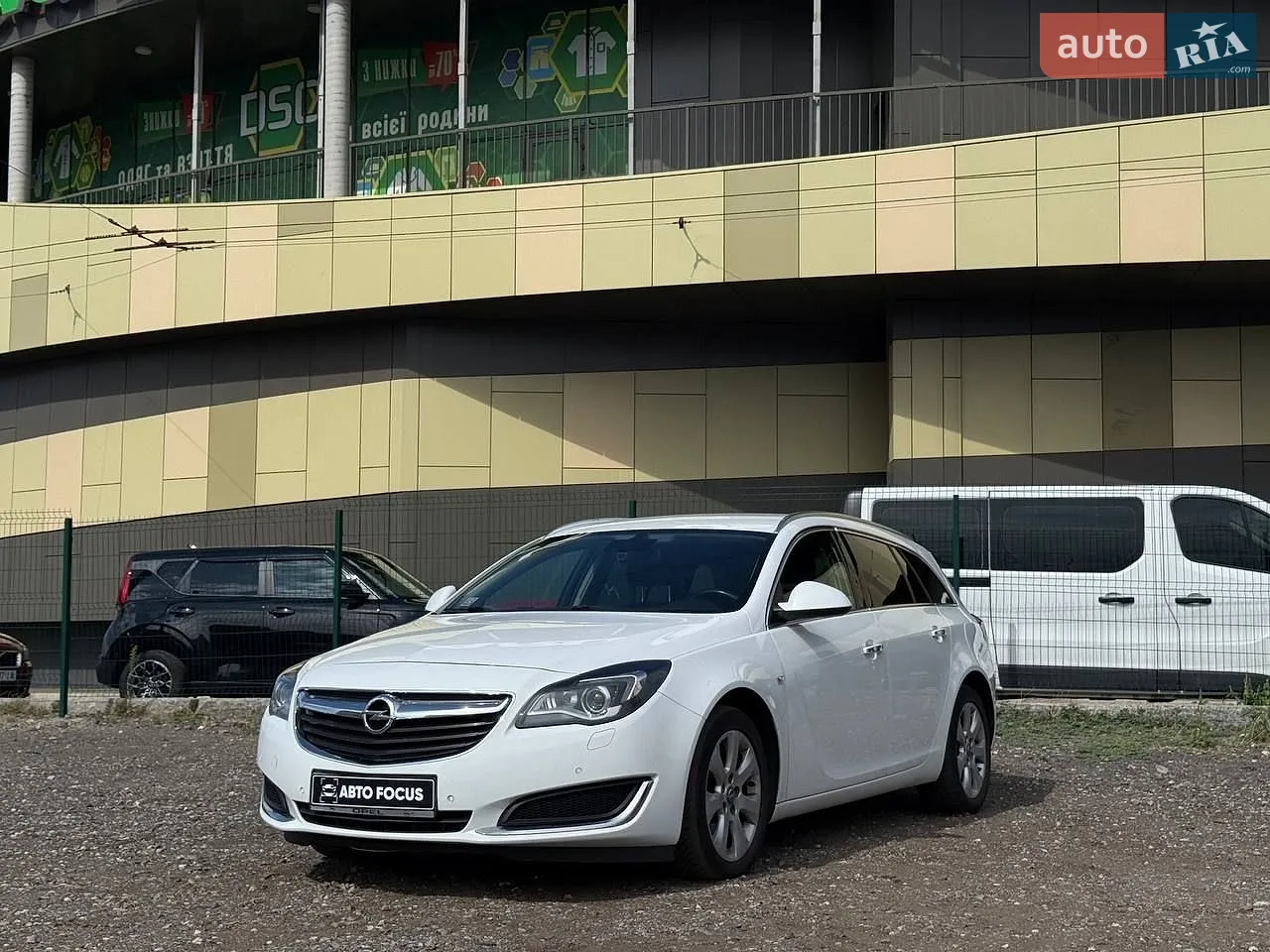 2017 Opel Insignia - мініатюра 4
