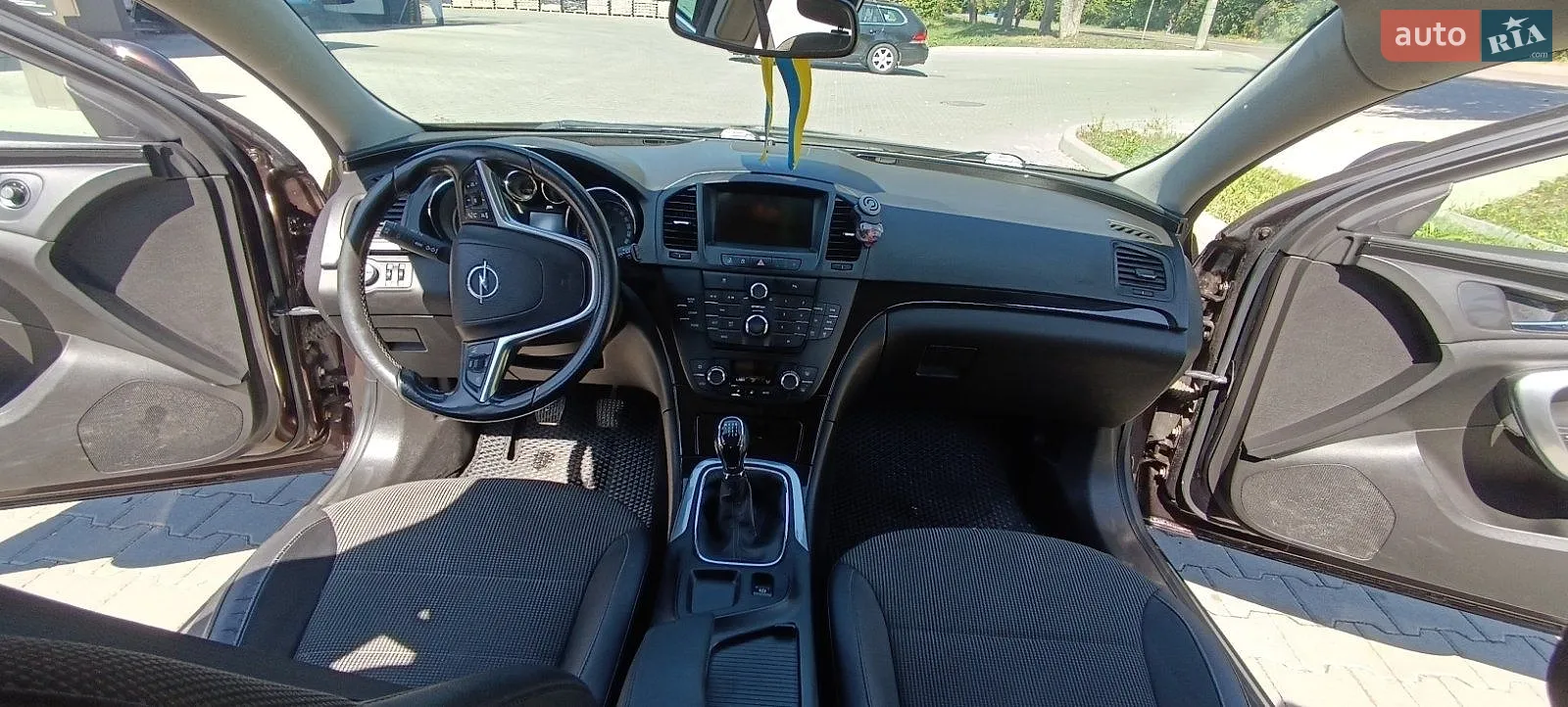 2010 Opel Insignia - мініатюра 4