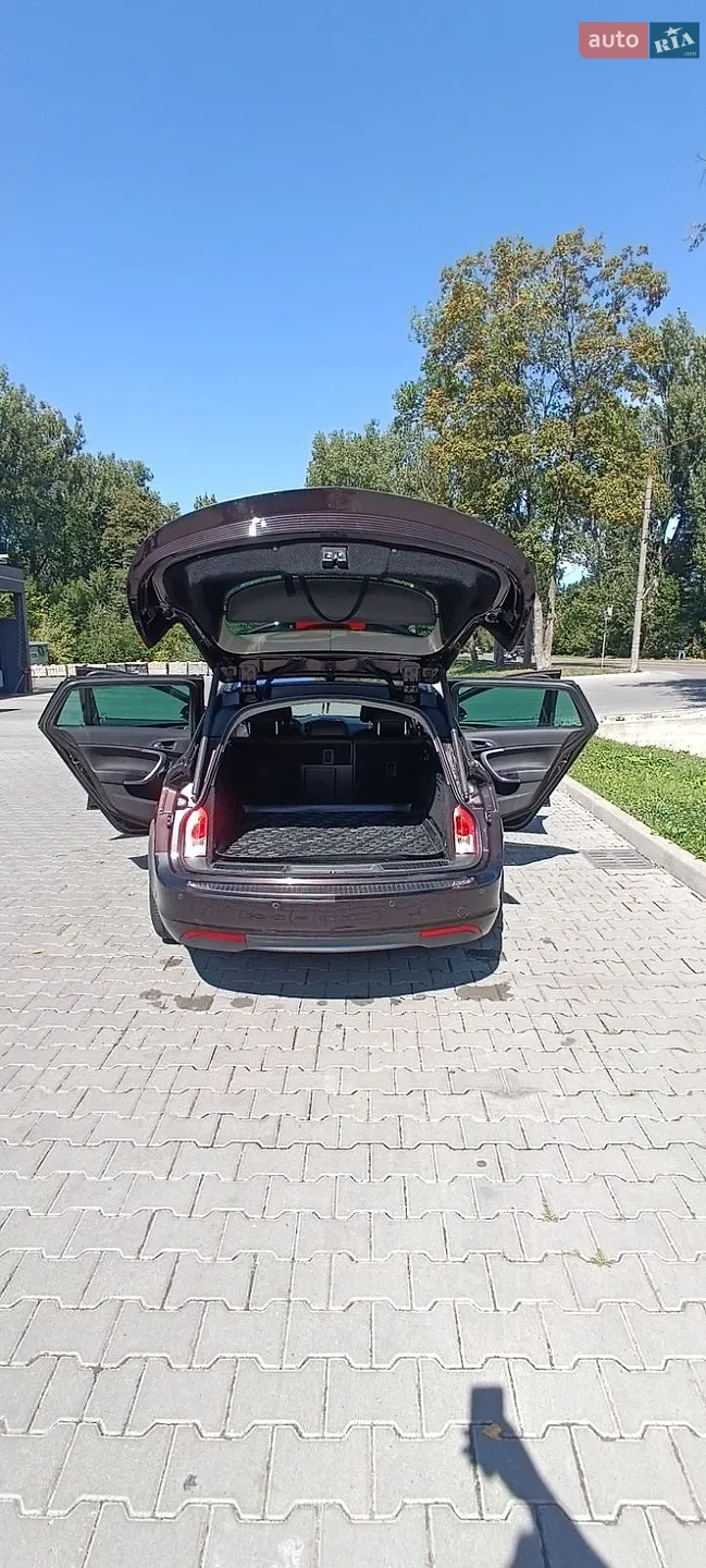 2010 Opel Insignia - мініатюра 32