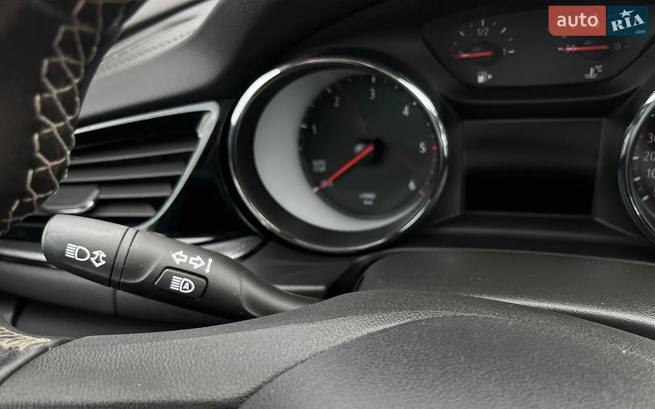 2020 Opel Insignia - мініатюра 16