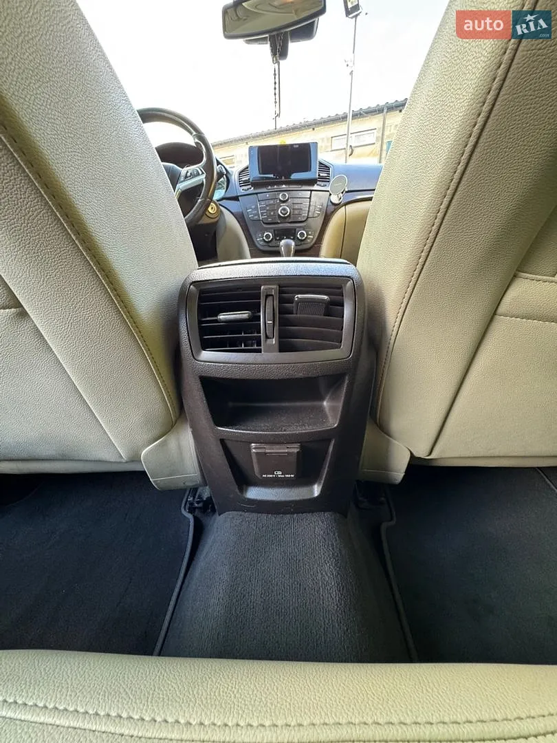 2010 Opel Insignia - мініатюра 21