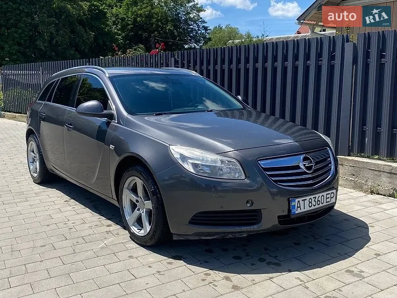 Opel Insignia 2011