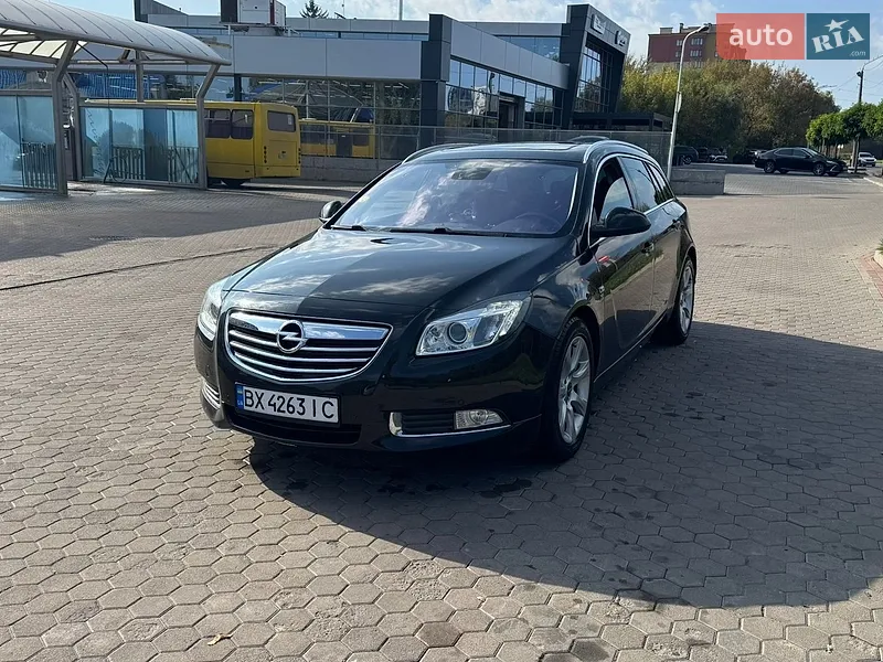 Opel Insignia 2011