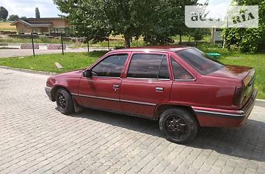 Седан Opel Kadett 1988 в Здолбунове