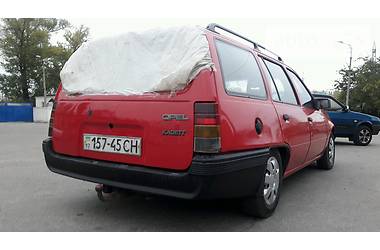 Универсал Opel Kadett 1988 в Кременчуге