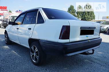 Седан Opel Kadett 1991 в Днепре