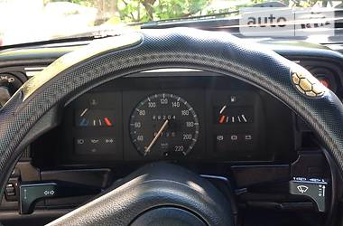 Хэтчбек Opel Kadett 1990 в 
