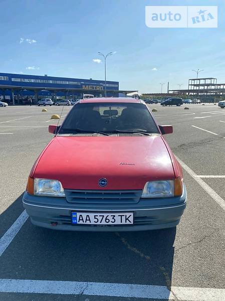 Универсал Opel Kadett 1991 в Киеве