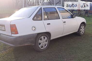 Седан Opel Kadett 1988 в Коломые