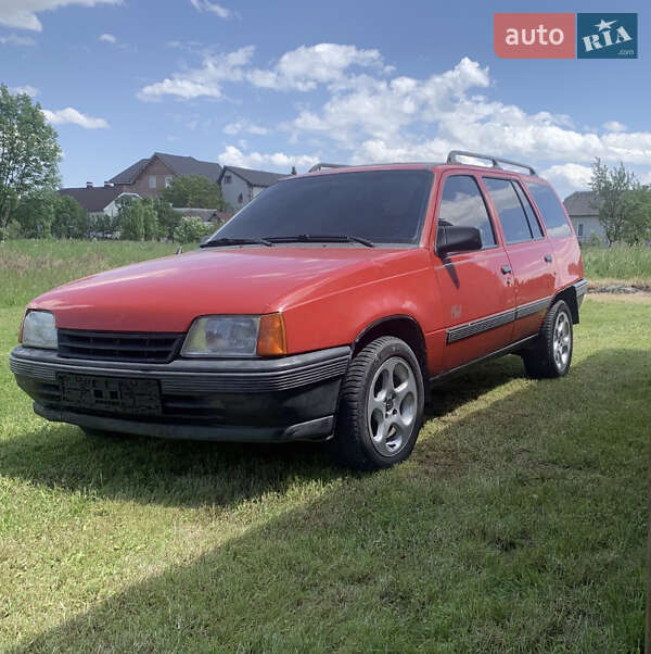 Универсал Opel Kadett 1991 в Ивано-Франковске