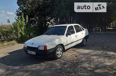 Седан Opel Kadett 1990 в Белгороде-Днестровском