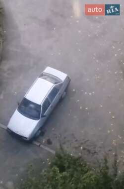 Седан Opel Kadett 1988 в Дніпрі