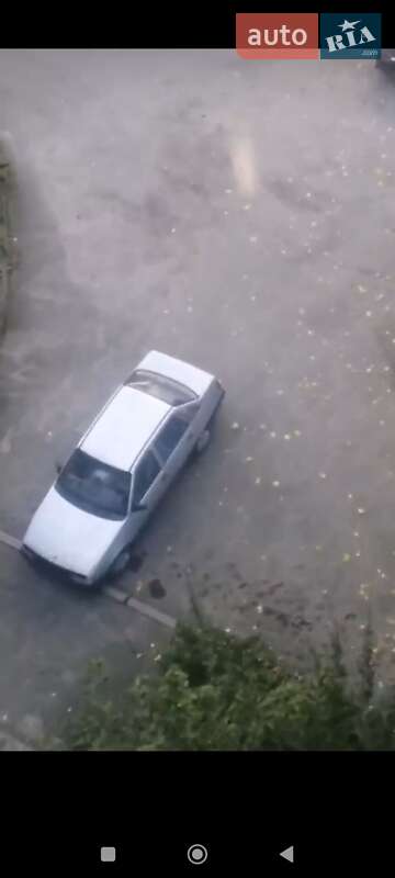 Седан Opel Kadett 1988 в Дніпрі