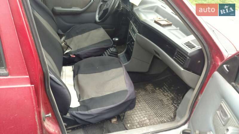 Хэтчбек Opel Kadett 1987 в Ивано-Франковске