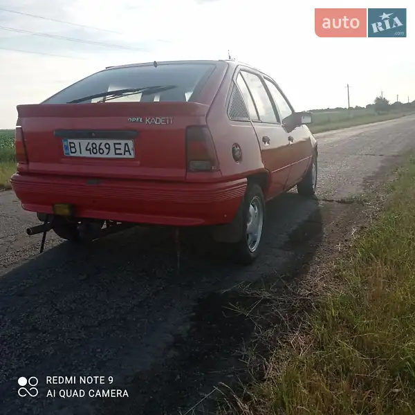 Opel Kadett 1986 VIN W0L000034G5159202 фото оголошення 4 з 39