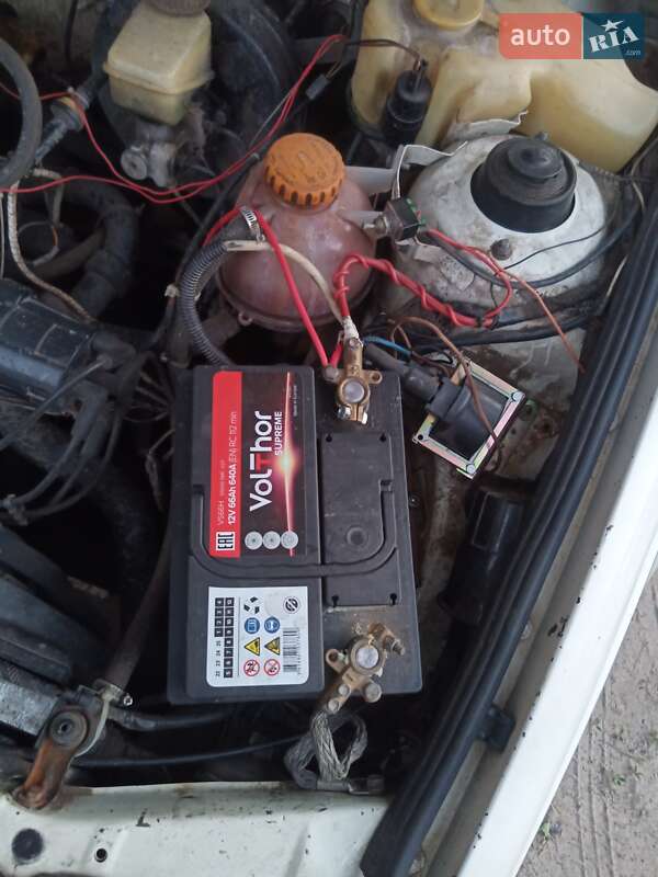 Седан Opel Kadett 1987 в Харкові