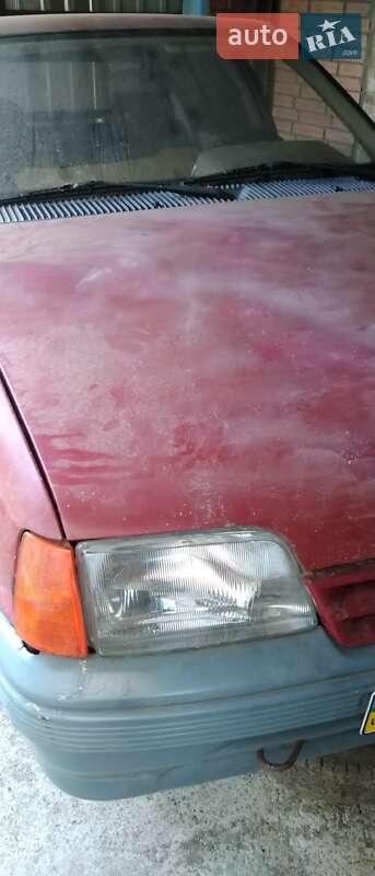 Хэтчбек Opel Kadett 1989 в Полтаве фото Хэтчбек Opel Kadett 1989 в Полтаве