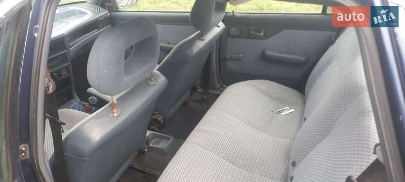 Седан Opel Kadett 1991 в Староконстантинове