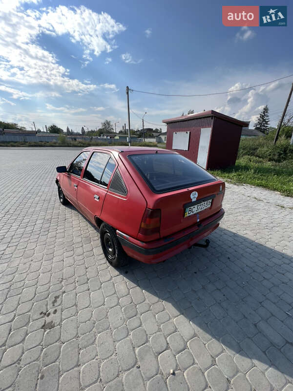 Хетчбек Opel Kadett 1986 в Дрогобичі