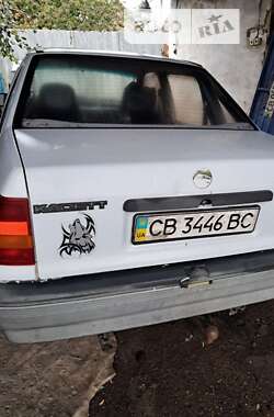 Седан Opel Kadett 1990 в Прилуках