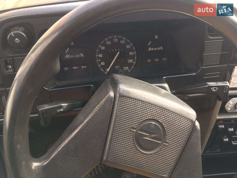 Универсал Opel Kadett 1988 в Ковеле