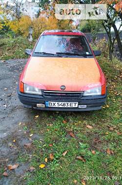 Седан Opel Kadett 1988 в Волочиську