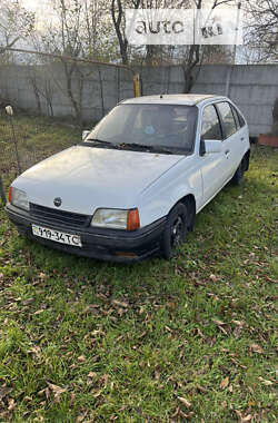 Хэтчбек Opel Kadett 1988 в Рава-Русской