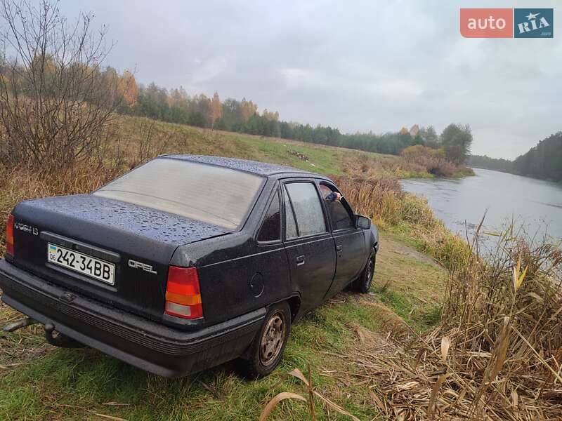 Седан Opel Kadett 1987 в Малині
