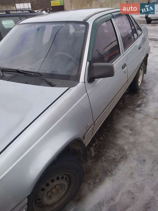 Седан Opel Kadett 1987 в Сумах фото 5 Седан Opel Kadett 1987 в Сумах