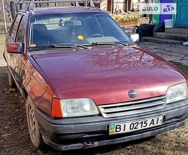 Седан Opel Kadett 1991 в Новой Ушице