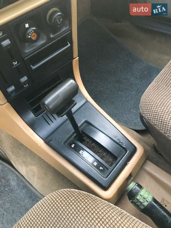 Седан Opel Kadett 1986 в Христиновке