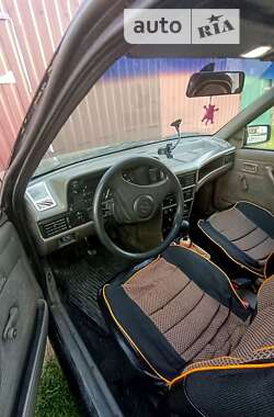 Седан Opel Kadett 1991 в Умани