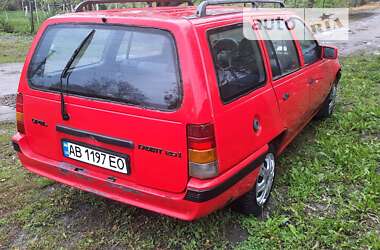 Универсал Opel Kadett 1988 в Немирове